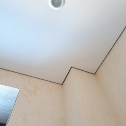 Профиль теневой алюминиевый Modern Decor анодированный серебро 2000×38,8×48,7