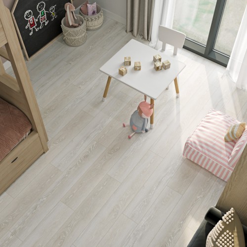 Кварцвиниловый SPC ламинат Cronafloor Wood Дуб Мане ZH-82018-5 1200×180×4