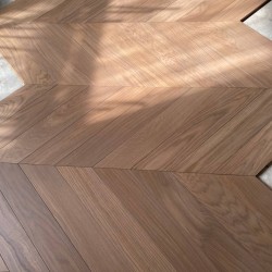 Инженерная доска Eparket Дуб Cacao селект лак венгерская елка 600×150×15