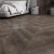 Кварцвиниловая плитка Alpine Floor клеевая Chevron Alpine LVT Дуб Антарес Chevron ECO 20-9 французская елка 555×127×2,5 фото в интерьере