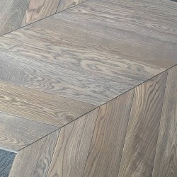 Инженерная доска Eparket Дуб Karelia селект УФ лак французская елка 640×120×15