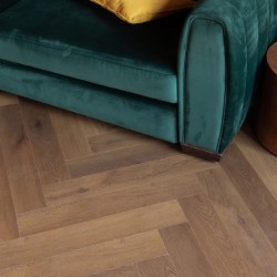 Кварцвиниловый SPC ламинат Vinilam Vinipol Herringbone Паркет Пикассо 9911 венгерская елка 762×127×7