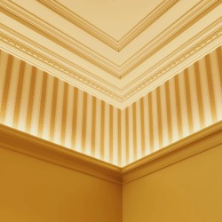 Потолочный плинтус под покраску Orac Decor C328 с подсветкой 2000×68×90