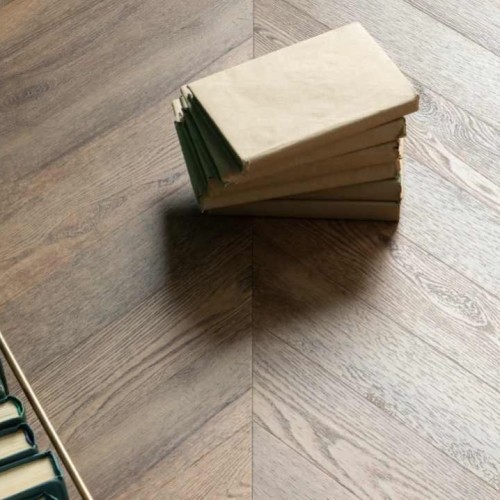Кварцвиниловая плитка Vinilam клеевая Parquet Chevron Glue Шеврон Нормандия RI153610CL4 французская елка 690×115×2,5