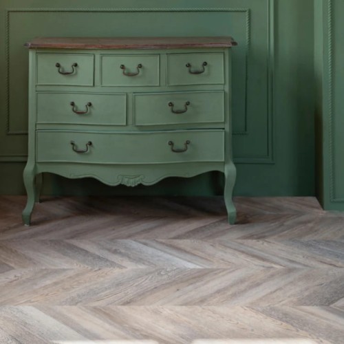 Кварцвиниловая плитка Vinilam клеевая Parquet Chevron Glue Шеврон Шампань RI153616CL4 французская елка 690×115×2,5