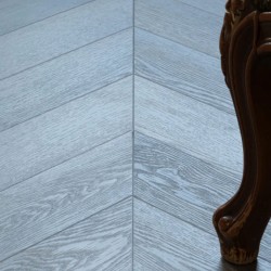 Кварцвиниловая плитка Vinilam клеевая Parquet Chevron Glue Шеврон Легран RI444515CL4 французская елка 690×115×2,5