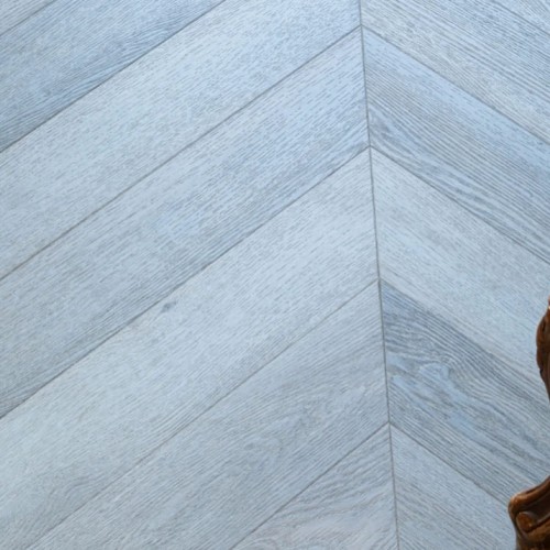 Кварцвиниловая плитка Vinilam клеевая Parquet Chevron Glue Шеврон Легран RI444515CL4 французская елка 690×115×2,5