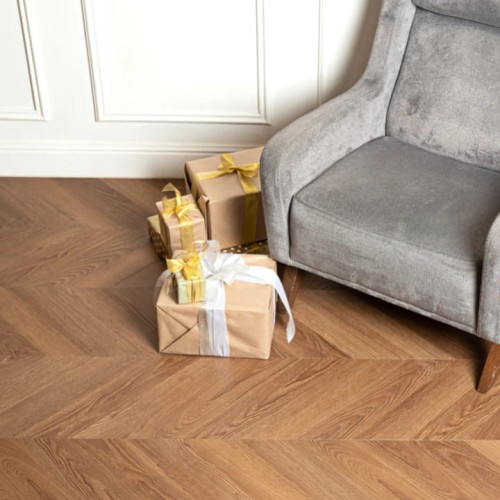 Кварцвиниловая плитка Vinilam клеевая Parquet Chevron Glue Шеврон Плезир I1651102 французская елка 690×115×2,5
