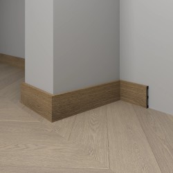 Плинтус Decor-Dizayn 708-64SH 2400×80×13