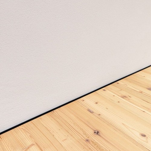 Микроплинтус алюминиевый Decaro M15A Brass Brush Латунный браш 2000×6×15