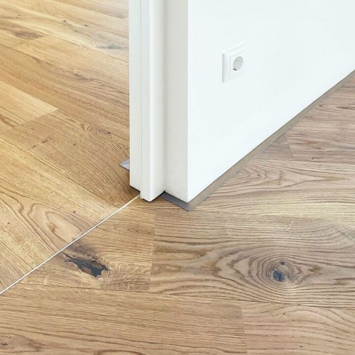 Микроплинтус алюминиевый Decaro M15A Brass Brush Латунный браш 2000×6×15