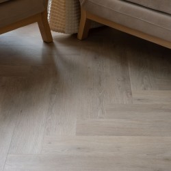 Кварцвиниловая плитка Vinilam клеевая Vinilpol Herringbone Glue Паркет Палладио 9944 венгерская елка 609×152,4×2,5