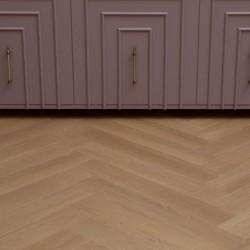 Кварцвиниловая плитка Vinilam клеевая Vinilpol Herringbone Glue Паркет Васко да Гама 9922 венгерская елка 609×152,4×2,5