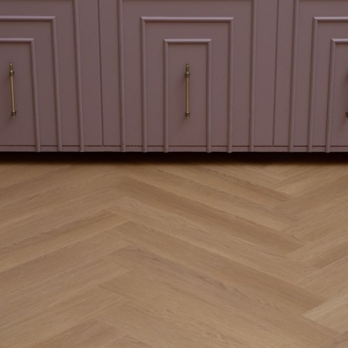 Кварцвиниловая плитка Vinilam клеевая Vinilpol Herringbone Glue Паркет Васко да Гама 9922 венгерская елка 609×152,4×2,5