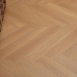 Кварцвиниловая плитка Vinilam клеевая Vinilpol Herringbone Glue Паркет Васко да Гама 9922 венгерская елка 609×152,4×2,5