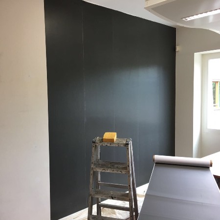 Магнитные обои под покраску Anaglypta Wallrock Magnetwall 10×0,62 фото в интерьере