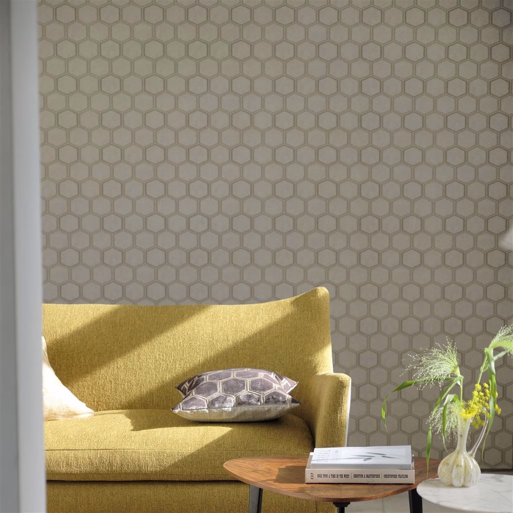 Обои Designers Guild Chinon Manipur Oyster PDG1121/03 фото в интерьере
