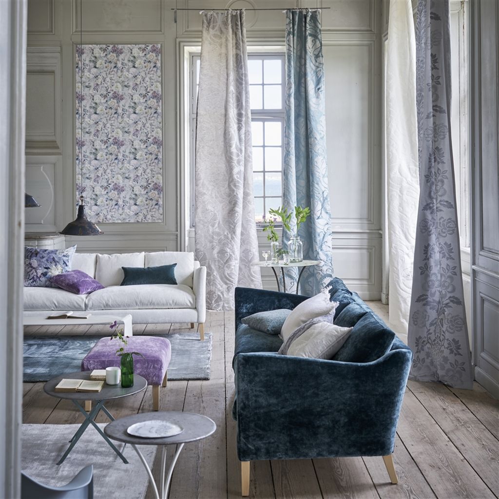 Обои Designers Guild Jardin Des Plantes Marianne Viola PDG712/02 фото в интерьере