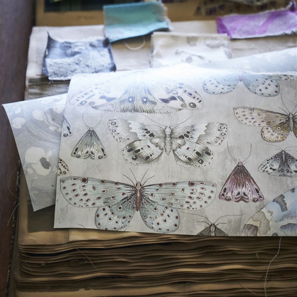 Обои Designers Guild Jardin Des Plantes Issoria Zinc PDG713/02 фото в интерьере