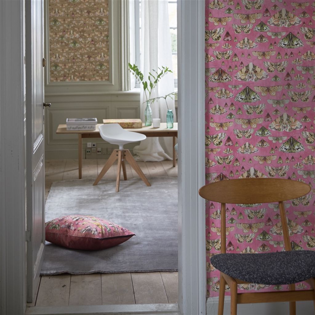 Обои Designers Guild Jardin Des Plantes Issoria Rose PDG713/03 фото в интерьере