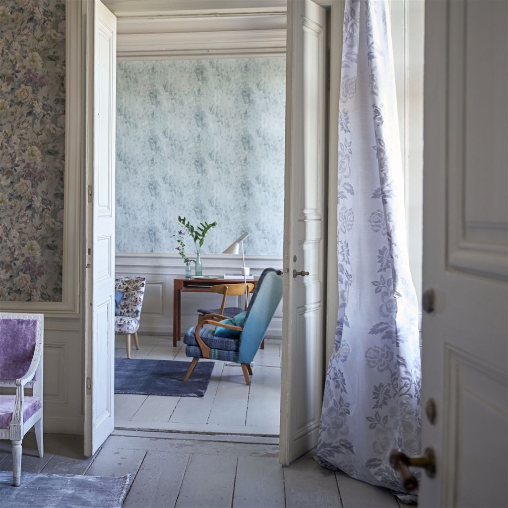 Обои Designers Guild Jardin Des Plantes Michaux Slate Blue PDG716/05 фото в интерьере