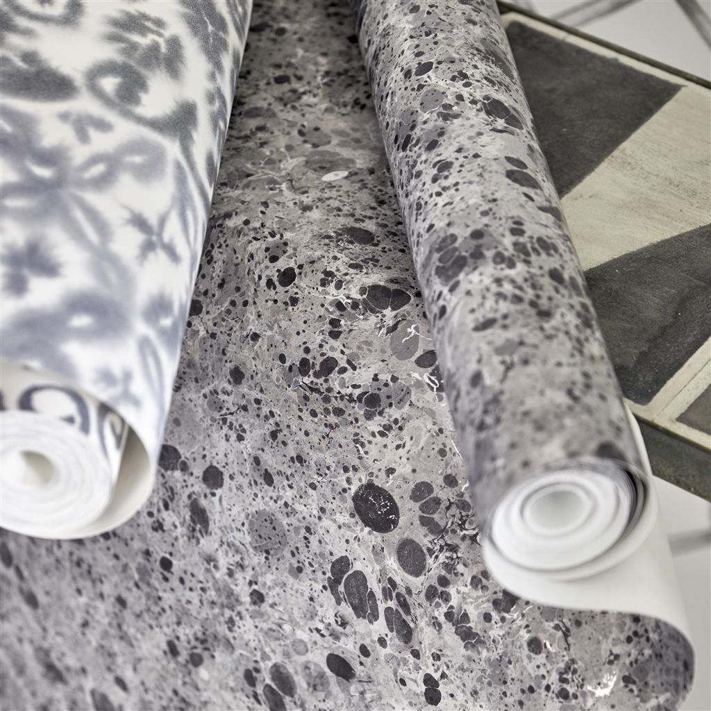 Обои Designers Guild Majolica Lustro Ecru PDG1025/04