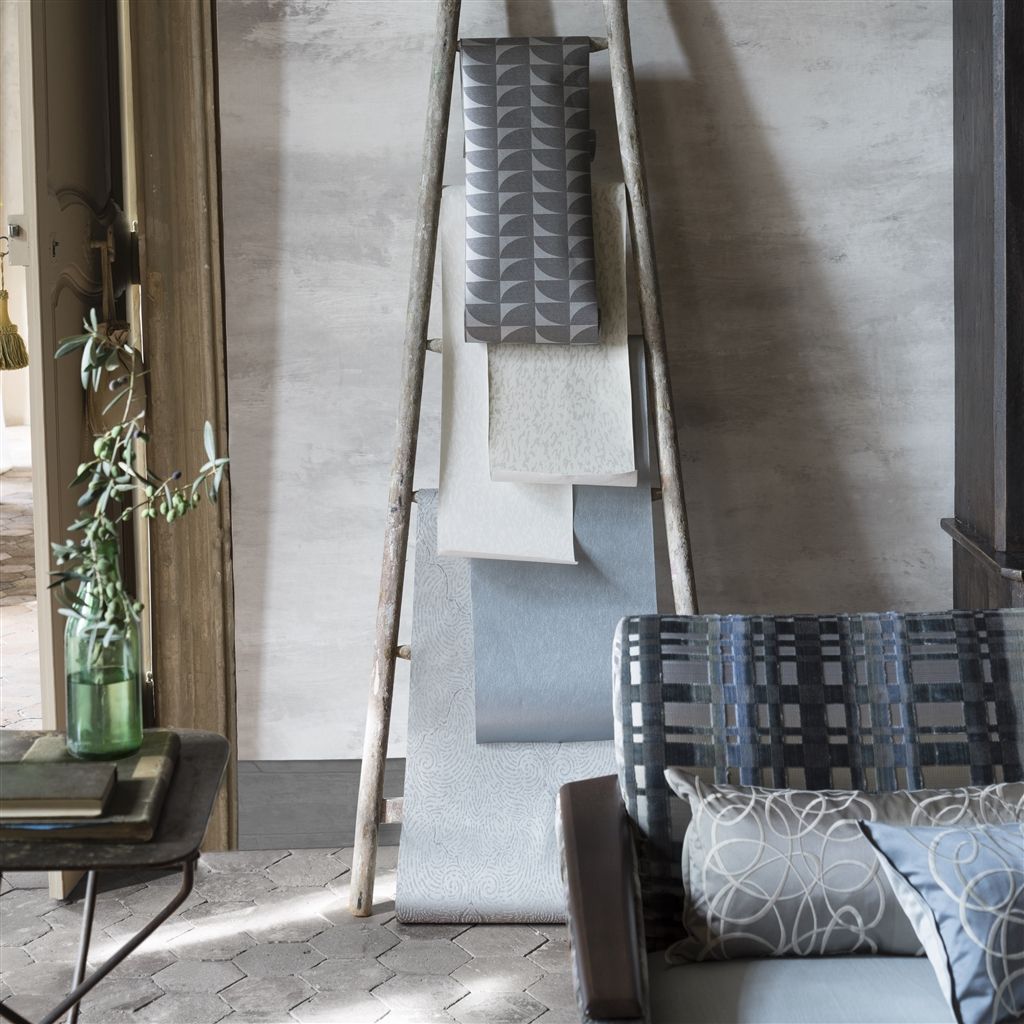 Обои Designers Guild Marquisette Ernani-Dusk P502/59 фото в интерьере