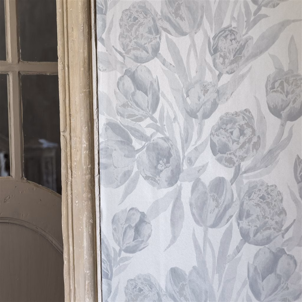 Обои Designers Guild Marquisette Fontainebleau-Silver PDG685/08 фото в интерьере