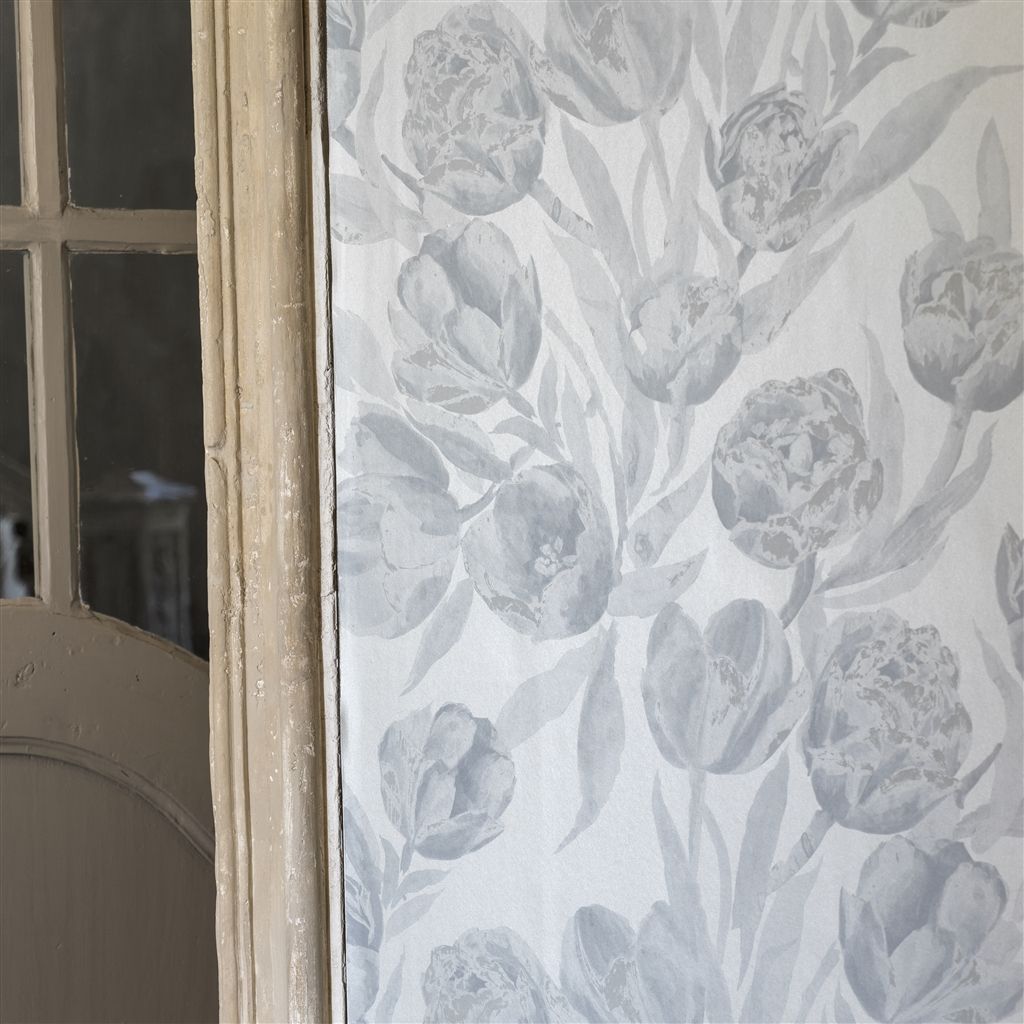 Обои Designers Guild Marquisette Fontainebleau-Silver PDG685/08 фото в интерьере