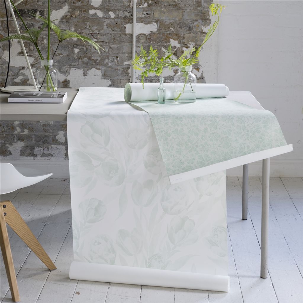 Обои Designers Guild Marquisette Fontainebleau-Pale Celadon PDG685/02 фото в интерьере