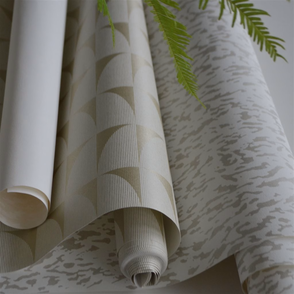 Обои Designers Guild Marquisette Torlonia-Chalk PDG693/01 фото в интерьере