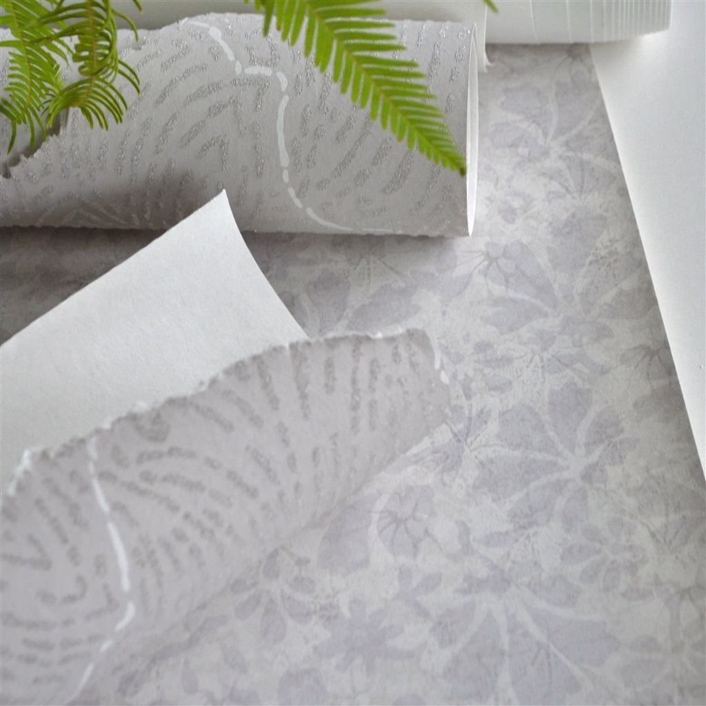 Обои Designers Guild Marquisette Arlay-Silver PDG686/07 фото в интерьере
