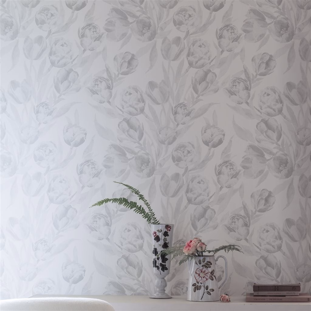Обои Designers Guild Marquisette Fontainebleau-Silver PDG685/08 фото в интерьере