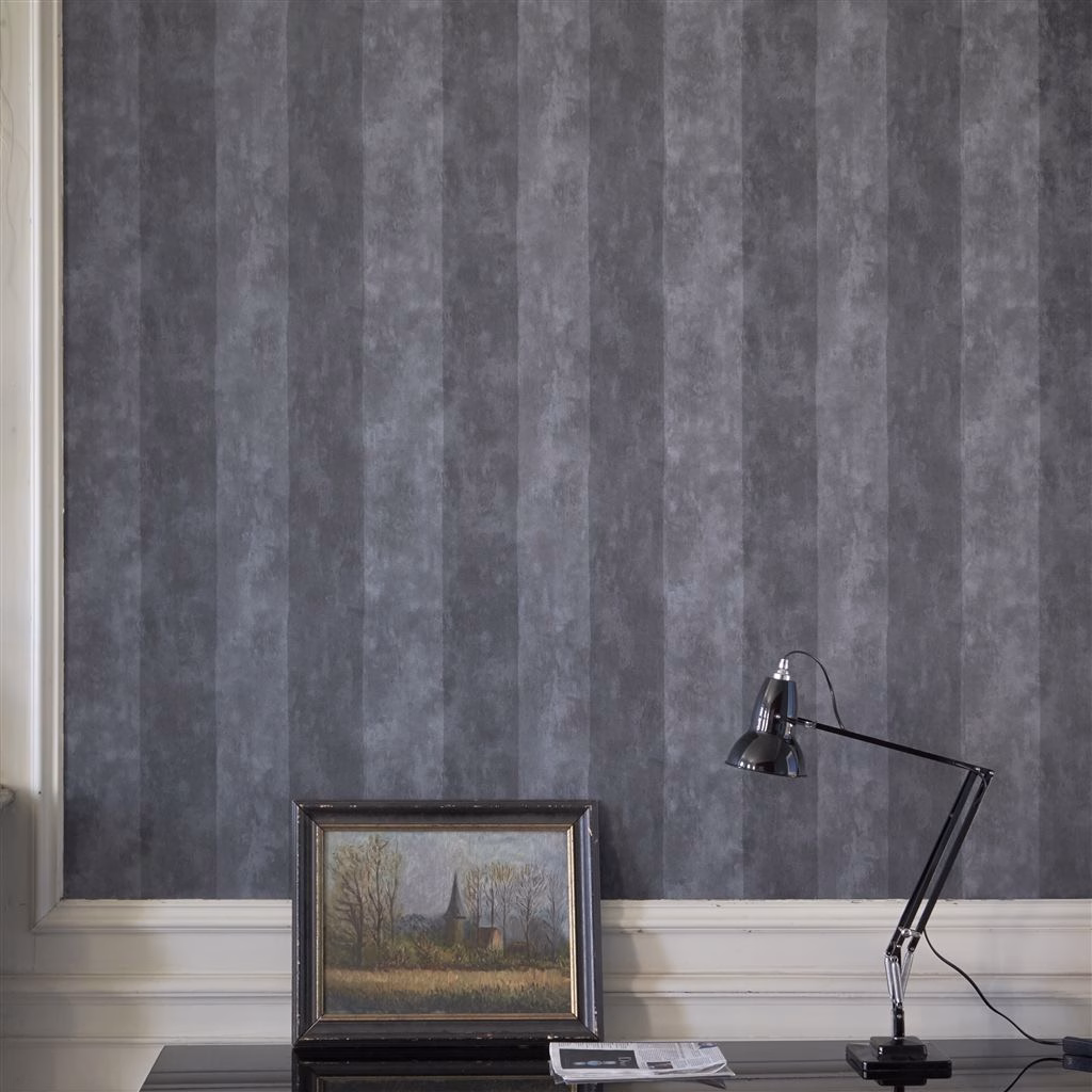 Обои Designers Guild Parchment Stripe Notting Hill Slate PDG720/24 фото в интерьере