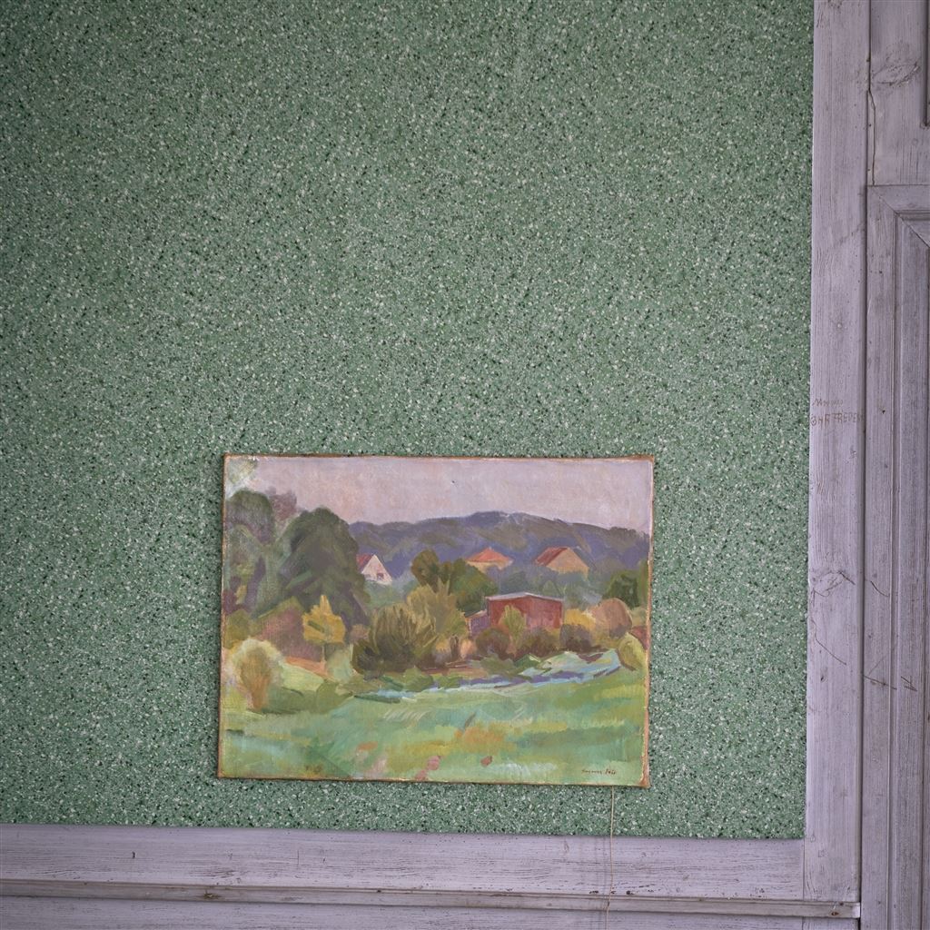 Обои Designers Guild Tulipa Stellata Pavonazzo Emerald PDG1031/01 фото в интерьере