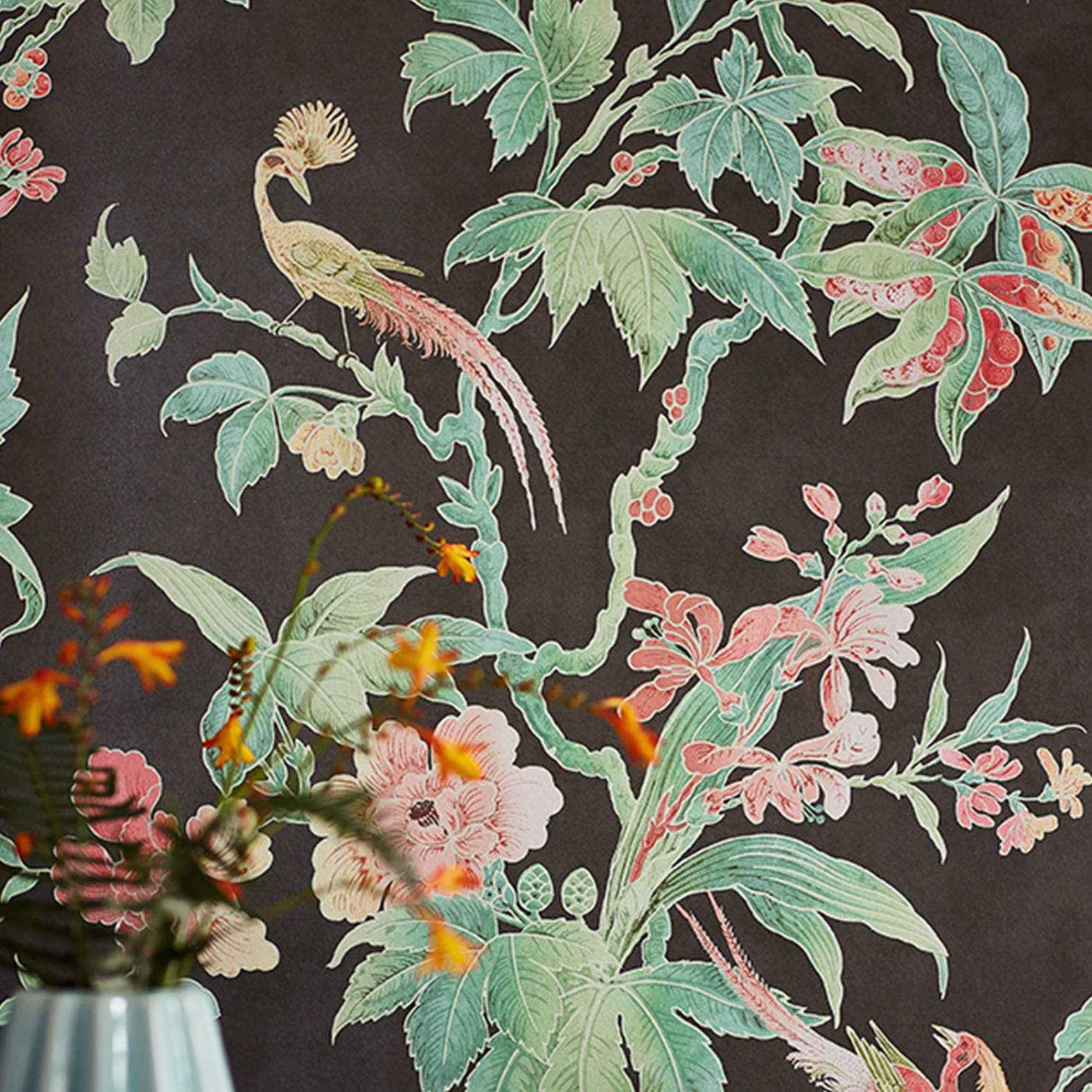Обои Little Greene Archive Trails Paradise − Nightshade 0247PANIGHT фото в интерьере
