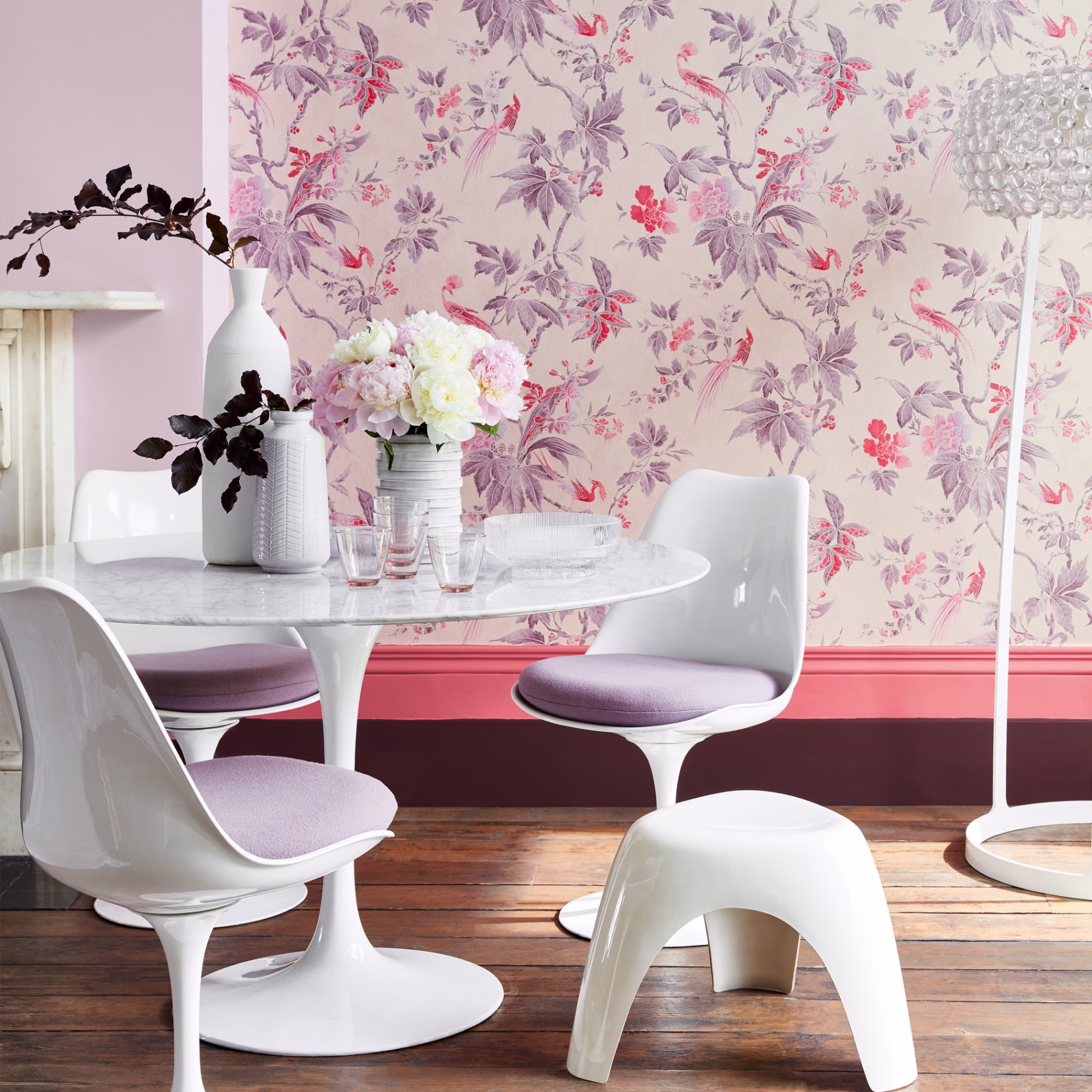 Обои Little Greene Archive Trails Paradise − Pink 0247PAPINKZ фото в интерьере
