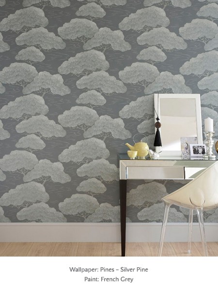 Обои Little Greene 20th Century Papers Pines - Silver Pine 0275PISILVE фото в интерьере