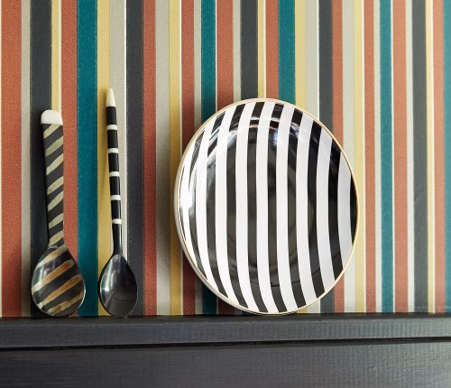 Обои Little Greene Painted Papers Tailor Stripe - Bakerloo 0286TABAKER фото в интерьере