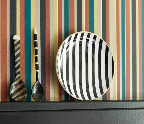 Обои Little Greene Painted Papers Tailor Stripe - Bakerloo 0286TABAKER фото в интерьере