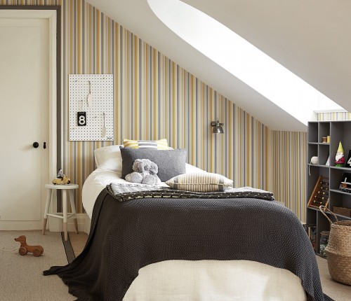 Обои Little Greene Painted Papers Tailor Stripe - Corn 0286TACORNZ фото в интерьере