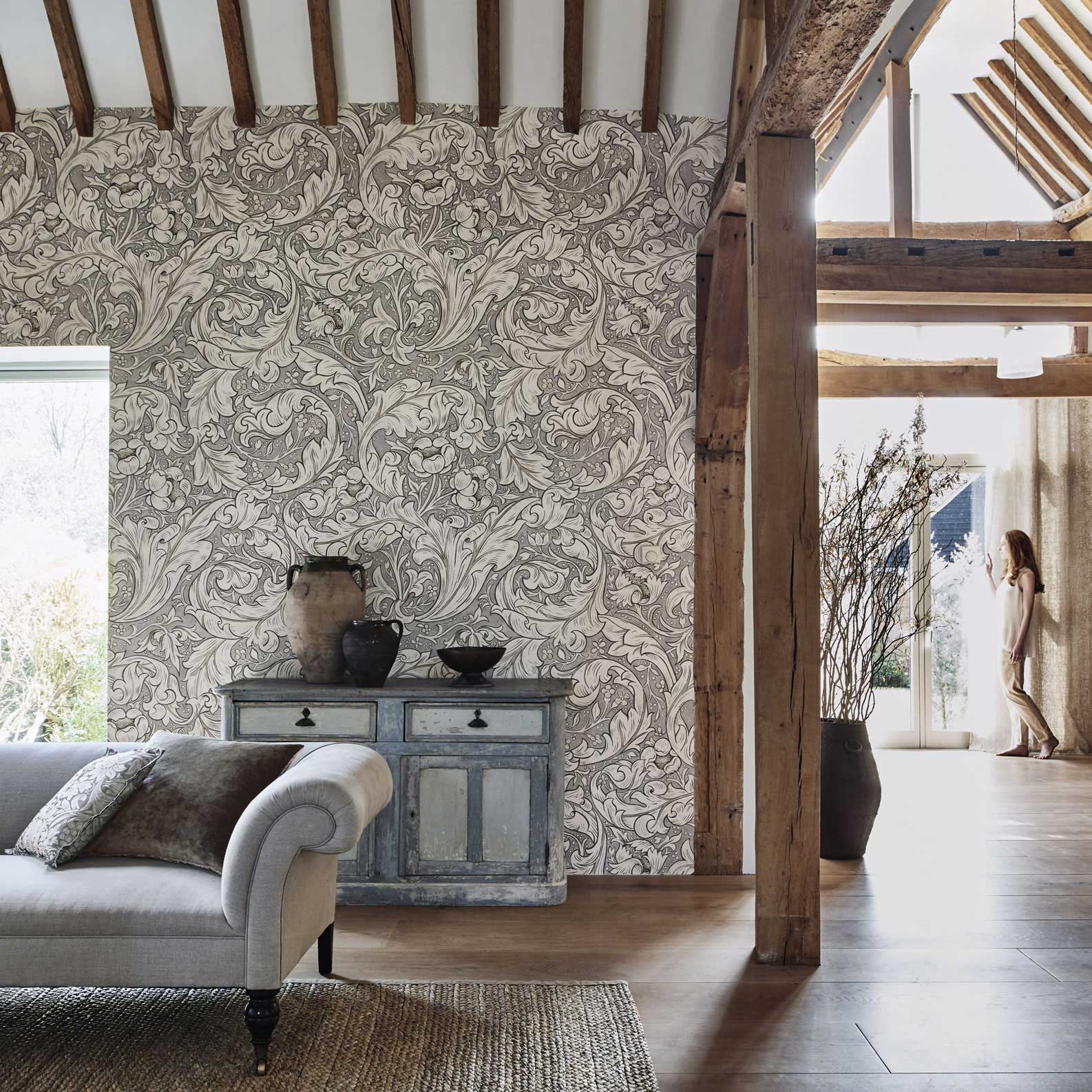 Обои Morris Pure Bachelors Button 216051 фото в интерьере