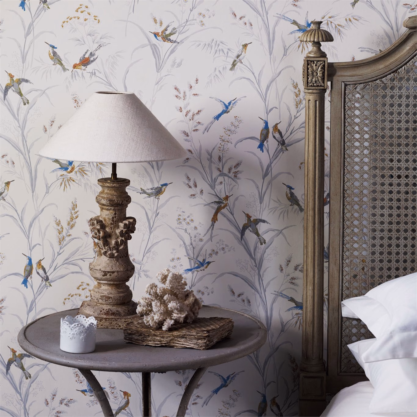 Обои Sanderson Fabienne Tuileries 214080 фото в интерьере