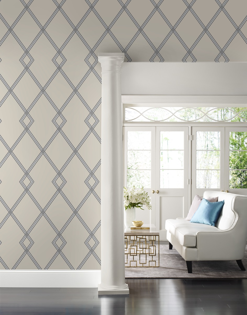 Обои York Conservatory Ribbon Stripe Trellis CY1510 фото в интерьере Обои York Conservatory Ribbon Stripe Trellis CY1510 фото в интерьере