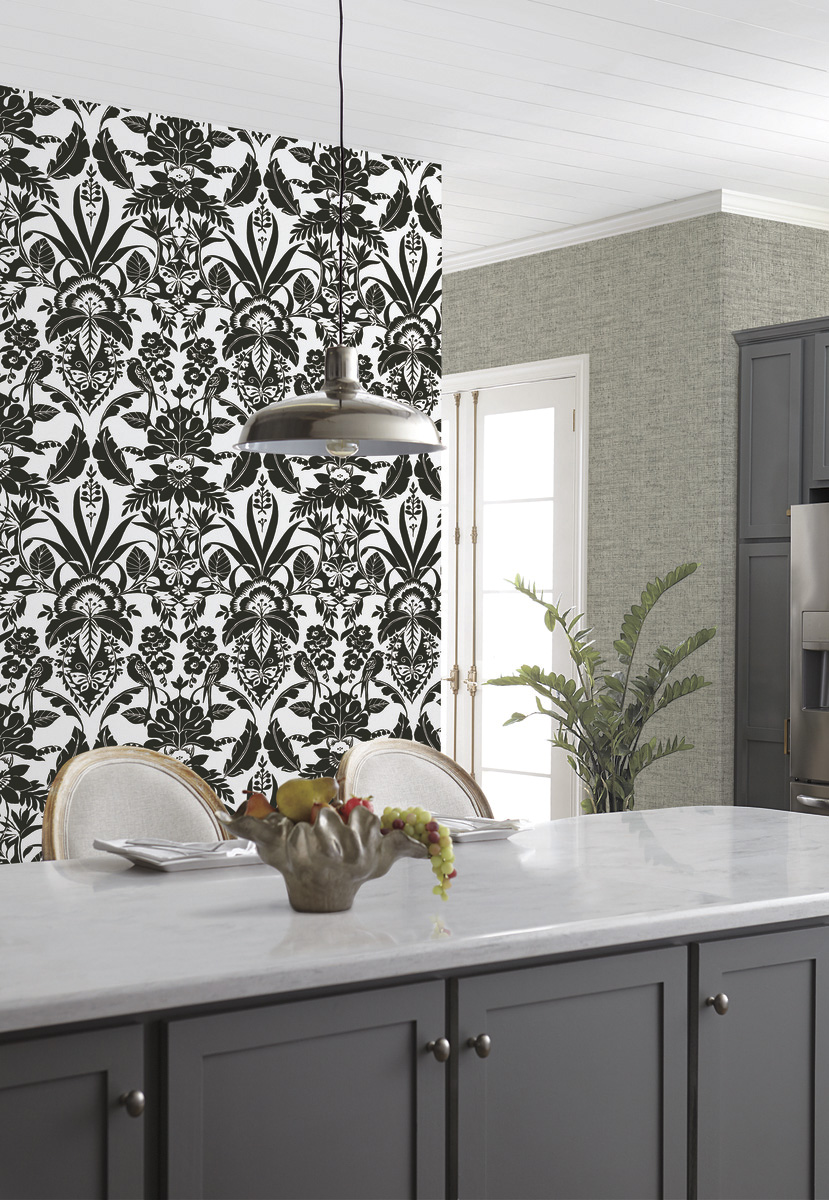 Обои York Conservatory Botanical Damask CY1585 фото в интерьере