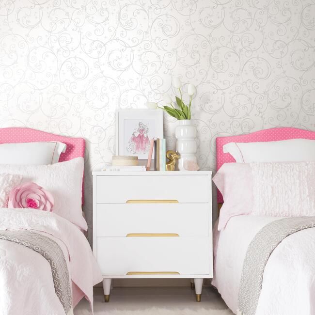 Обои York Disney IV Disney Princess Perfect Scroll DI0906 фото в интерьере Обои York Disney IV Disney Princess Perfect Scroll DI0906 фото в интерьере