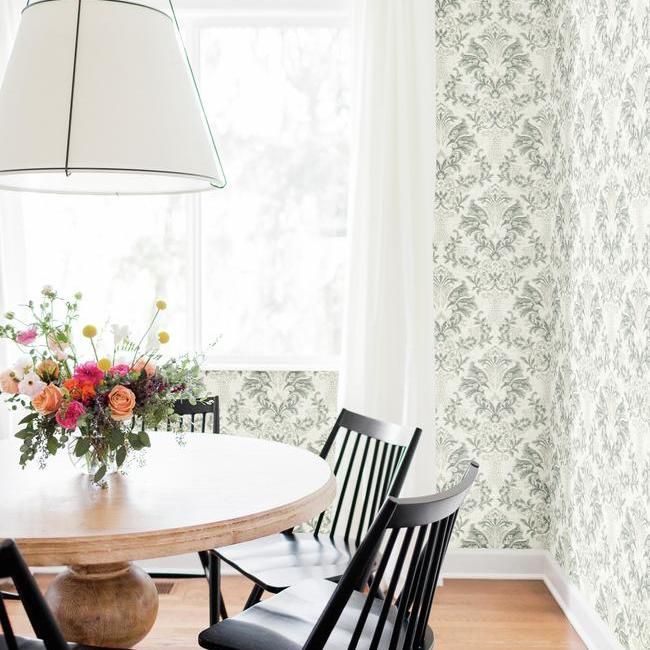 Обои York Impressionist CL2500 фото в интерьере