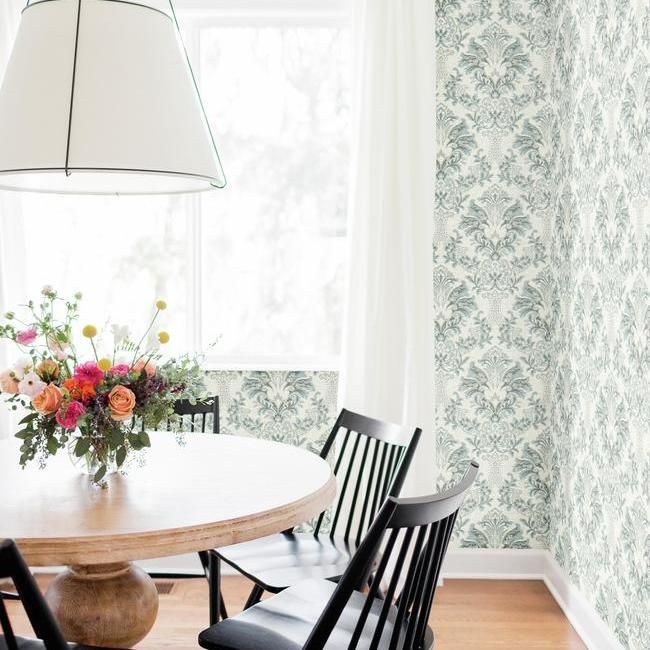 Обои York Impressionist CL2502 фото в интерьере