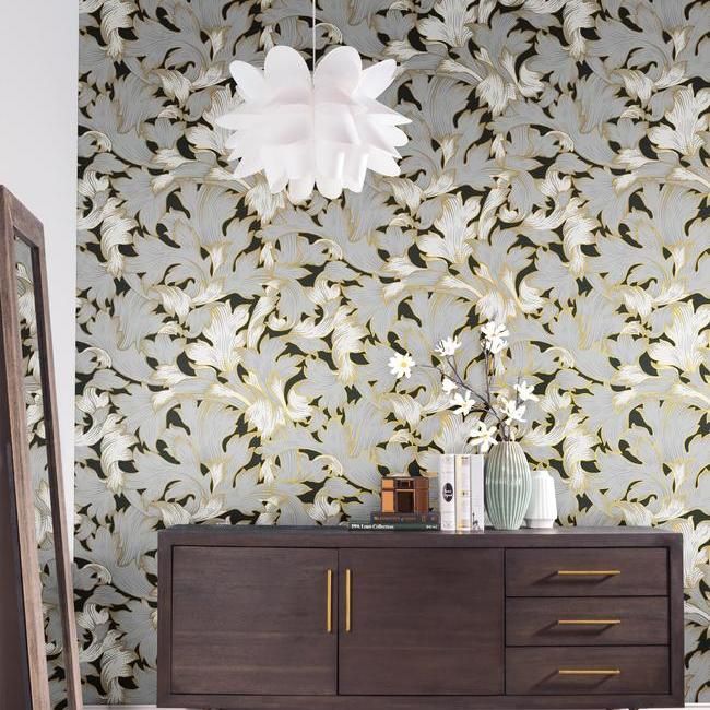 Обои York Modern Heritage 125th Anniversary Acanthus Toss NV5510 фото в интерьере