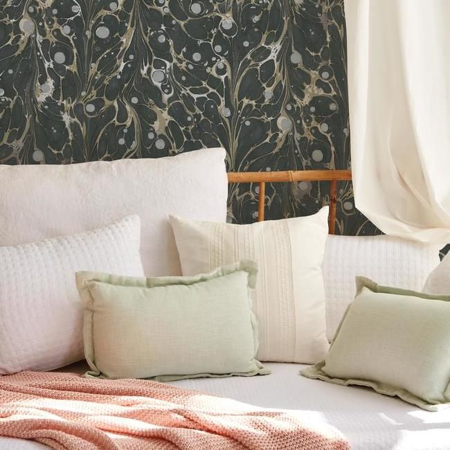 Обои York Modern Heritage 125th Anniversary Marbled Endpaper NV5591 фото в интерьере